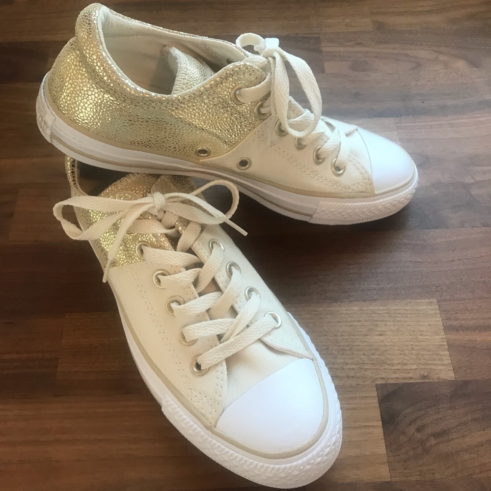 Converse 7.5